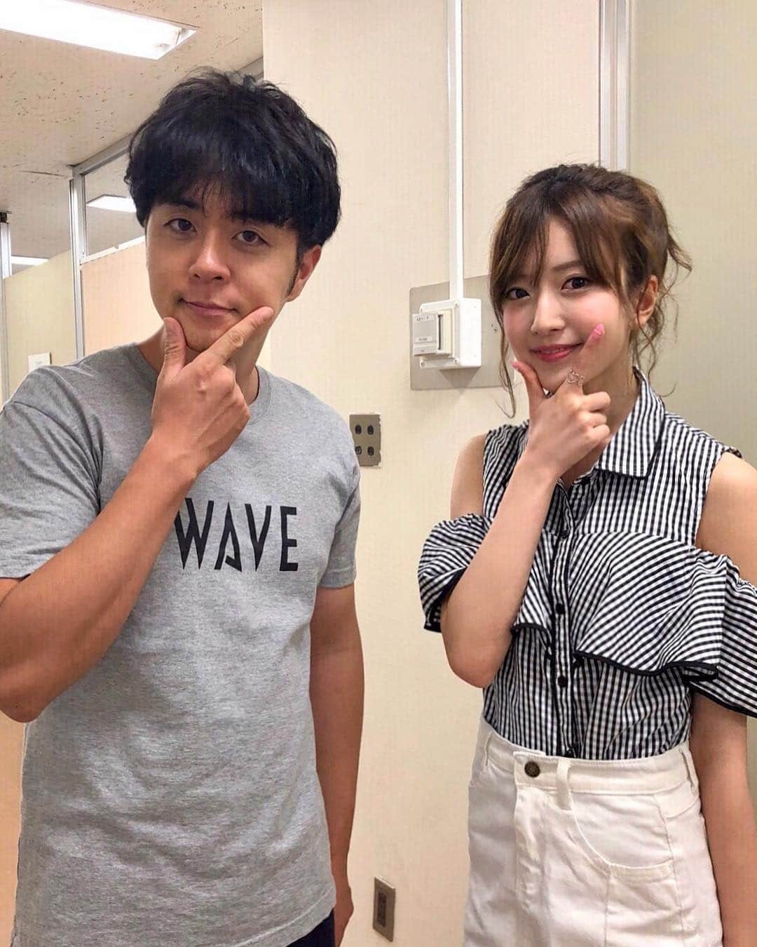 のインスタグラム：「ヒャダインさんの歌う曲、作る曲、どちらも大好きです！ わいの青春時代を想い出す💤 #はつこーいいつものっつーがーくろぴーかぴかひかるあいどぅふぉーりんらーそらもとっべっそーぉーさーかかかかっかーたーおもいー」
