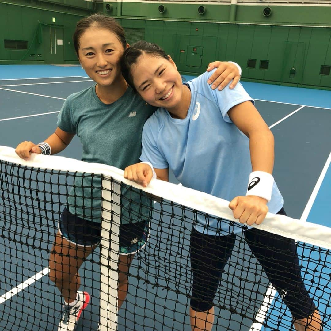 尾崎里紗さんのインスタグラム写真 - (尾崎里紗Instagram)「practiced with Misaki-chan!! ﻿ ﻿ ﻿ ﻿ ﻿ #glico #powerproduction #head #teamhead #asicstennis #teamasics #imoveme #onitsukatiger #gram3 #グラムスリー #尾崎里紗 #tennis #テニス #citizen #tiffany #4どしー #teamlab #スイーツ #台風 #大雨 #花キューピットオープン #花キューピット」9月1日 13時57分 - risaozaki410