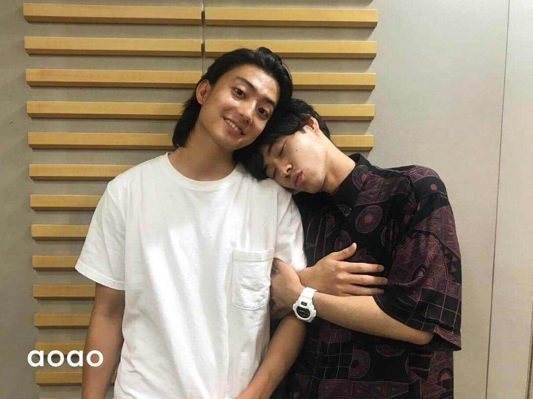 伊藤健太郎のインスタグラム：「‪伊藤健太郎出演舞台「続・時をかける少女」DVDが発売されました！‬ ‪ラブラブな二人のオーディオコメンタリーやサウンドトラックCD付き！‬ ‪ps.ponycanyon.co.jp/zokutokikake/‬ ‪. シネマスクエアvol.104も発売！‬ ‪hinode.co.jp‬ ‪ぜひご覧下さい！‬ ‪@aoao_tt_ ‬ ‪#aoao‬ ‪#伊藤健太郎 ‬ ‪#戸塚純貴 様‬ #上白石萌歌 様 #ヨーロッパ企画 様 #続時をかける少女  #G健太郎  #コーヒーが冷めないうちに」