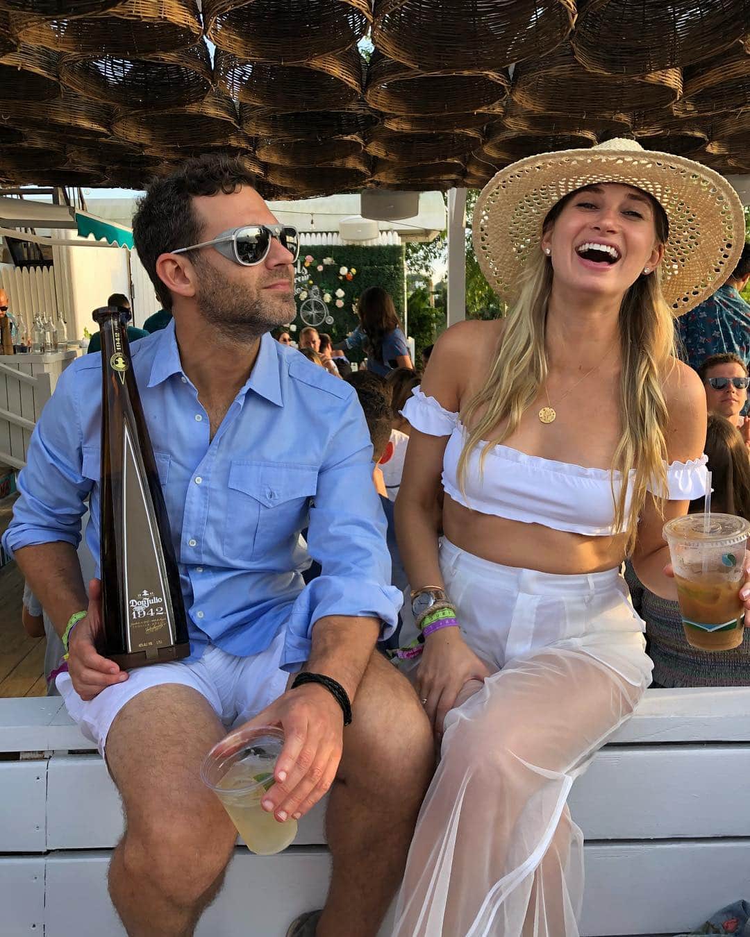マイケル・シャンクのインスタグラム：「Now fast forward 50 years and I’m sure I’ll be taking the same pic. #theKnauers」