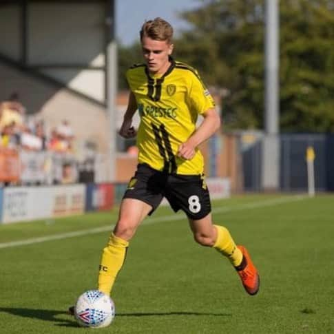 ジェイク・ヘスケスのインスタグラム：「What a win and performance yesterday, happy to have made my debut @officialburtonalbion」