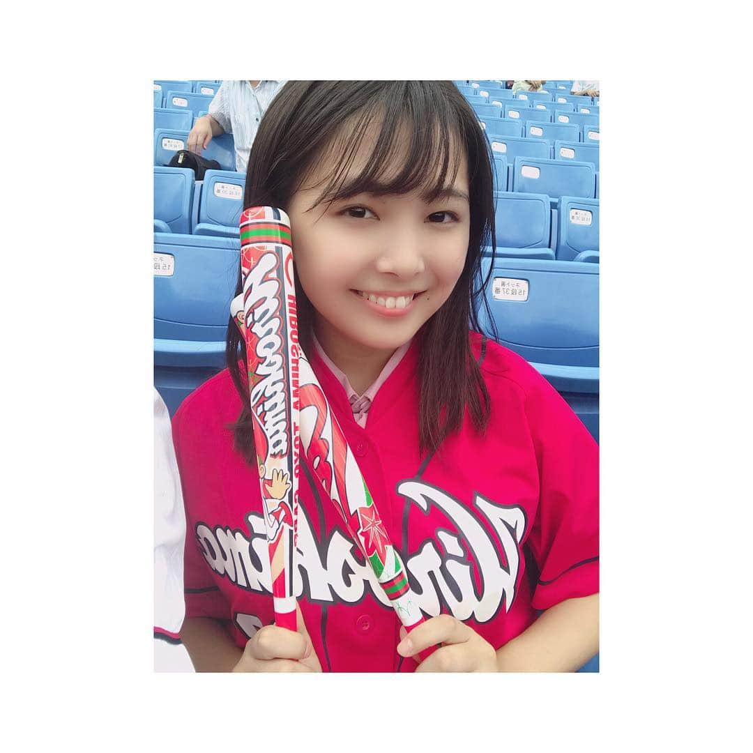 寺本莉緒さんのインスタグラム写真 - (寺本莉緒Instagram)「🎏 . . 昨日で６連勝！  #carp #カープ #カープ女子」9月3日 7時35分 - lespros_rio