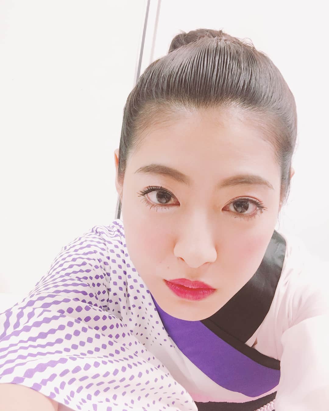 瀧本美織のインスタグラム：「私も踊りました、初阿波踊り💃 「徳島阿波おどり2018」 NHK BSプレミアム（全国放送） 2018年9月3日（月）15：45～16：56  #徳島#阿波踊り#2018#傘」