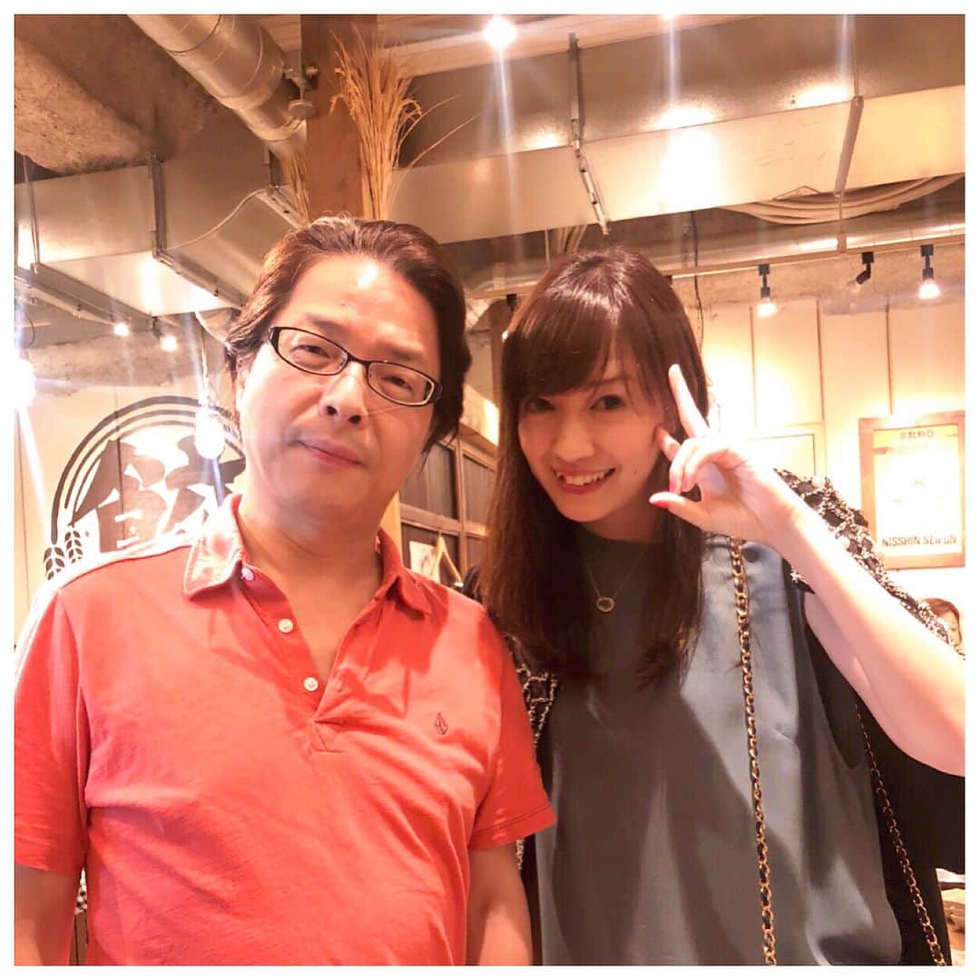 高橋万里恵さんのインスタグラム写真 - (高橋万里恵Instagram)「* 仲良しスタッフと宗正さんとお食事会でした😊✨相変わらず素敵サラリーマンの宗さま✨笑って、笑って、ちょっとホロリと来るお話もあって(^^) 大好きな仲間たちです😆👍 . #飲み会 #後ろのスタッフw #宗さま #愛の伝道師 #笑った #幸せな週末 #また次回❤️ #締めはラーメン」9月3日 17時19分 - marie__takahashi