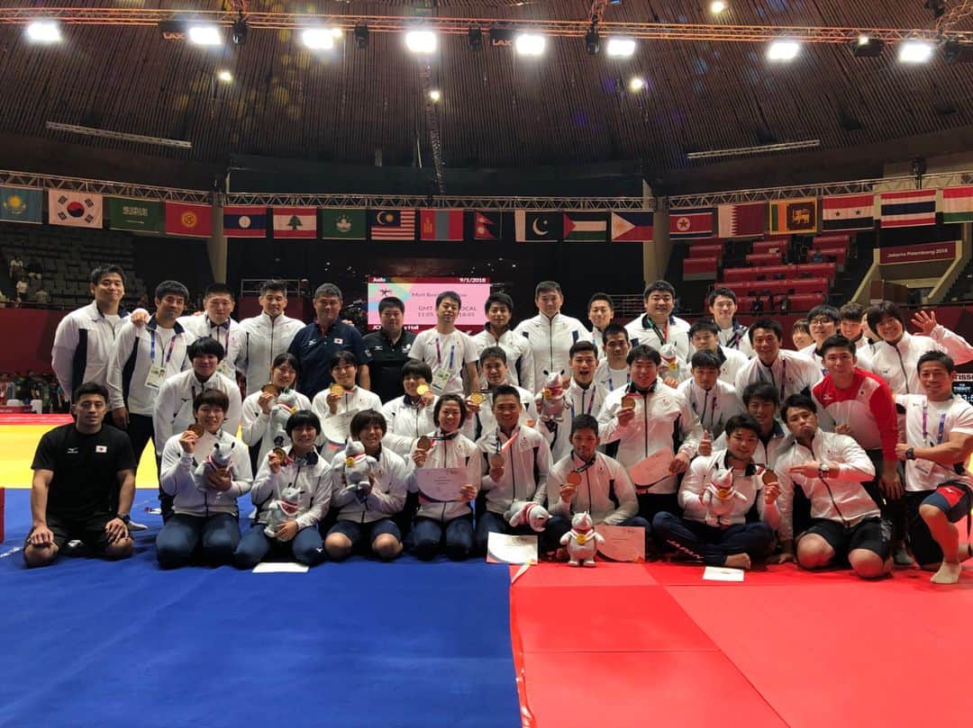 小林悠輔のインスタグラム：「. Asian Games 2018 男女混合団体戦優勝🏆 #AsianGames2018 #Jakarta🇮🇩 #アジア大会 #柔道」