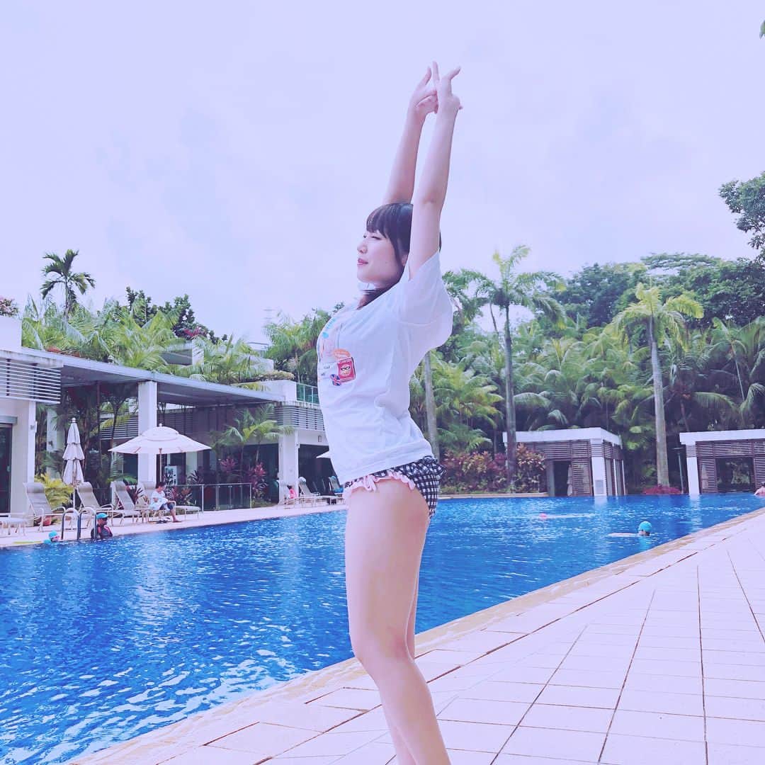 のインスタグラム：「プール🏊💭 @@@@ #プール #今日はインスタグラム #水着 #シンガポール #楽しかった #わーい」