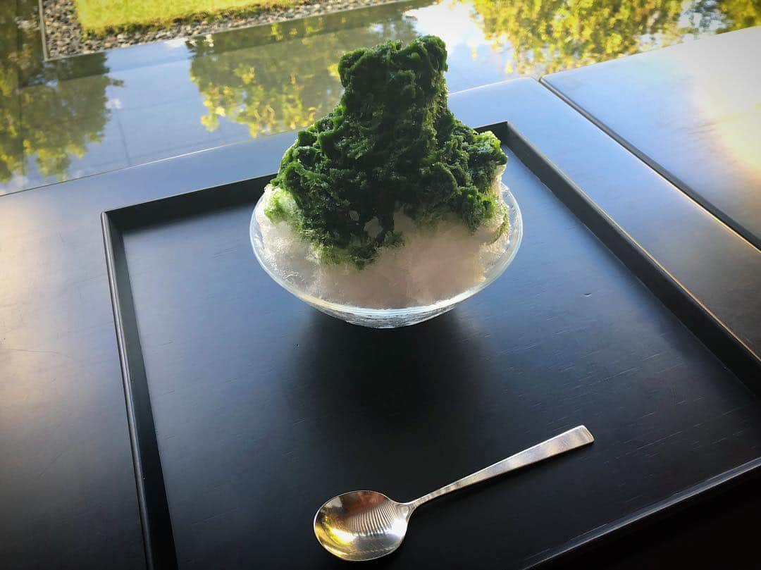 水川あさみのインスタグラム：「西郷どんパブリックビューイングありがとうございました。今後も西郷どんをどうぞよろしくお願い申し上げ🤲  さてさて、夏が終わりそうな気配を見せてますけど、いやいやまだまだ。秋になりかけるこの丁度、間の夏が最も好き🍧  そして迫り来る台風に気をつけましょう。」