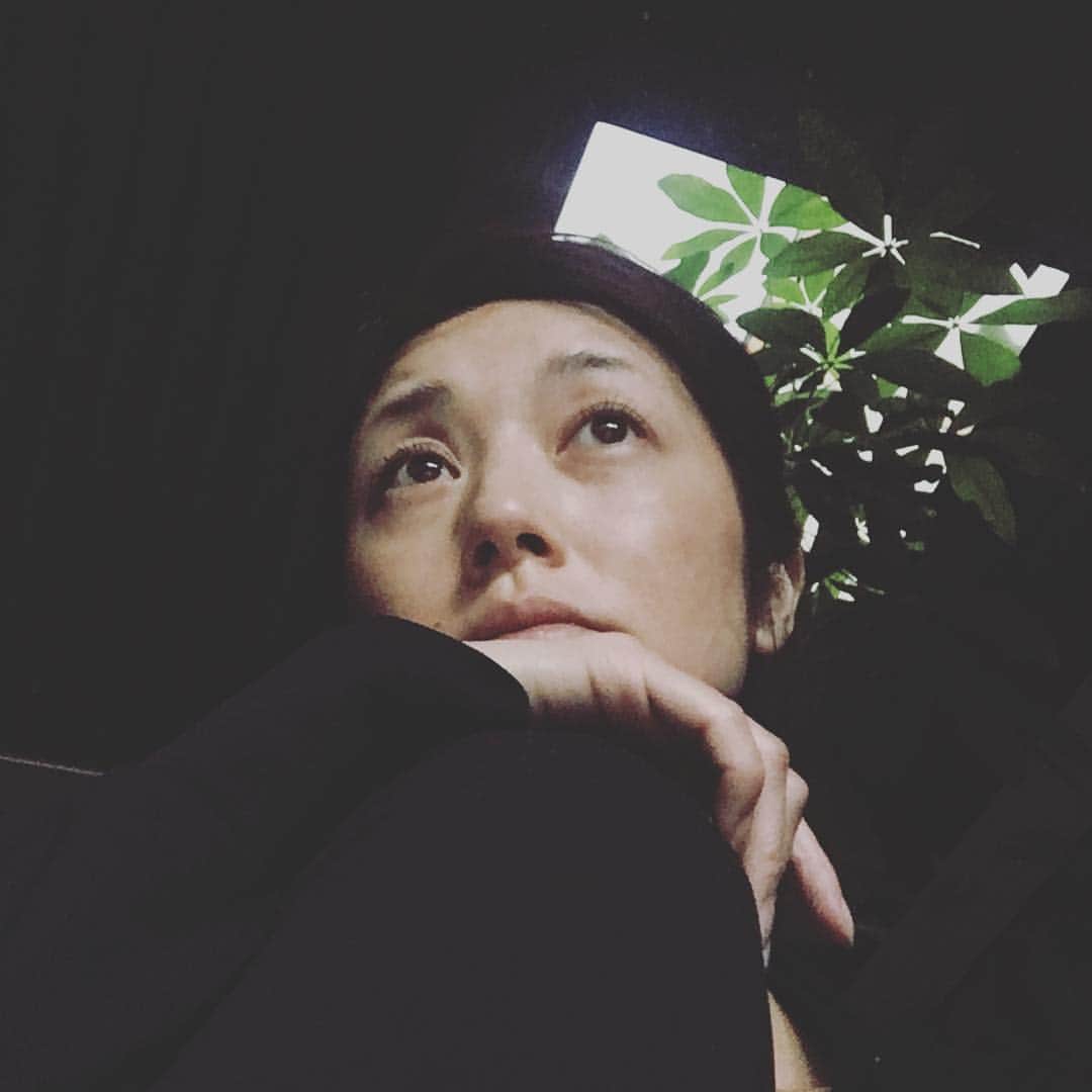 高岡早紀 さんのインスタグラム写真 - (高岡早紀 Instagram)「おはよ。 台風… みんな、気をつけてね。」9月4日 9時28分 - saki_takaoka