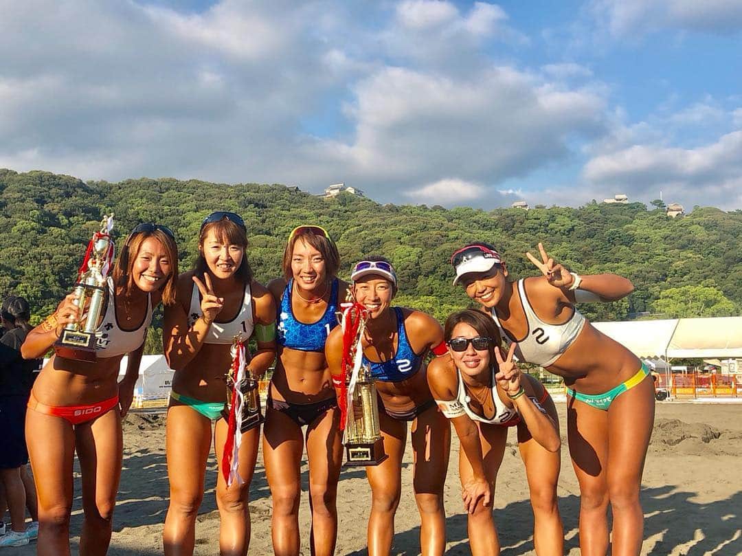 鈴木悠佳子のインスタグラム：「松山城ー🏯 #beachvolleyball  #新興和製薬  #湘南ベルマーレ」