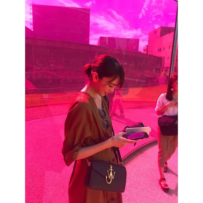 宮田聡子さんのインスタグラム写真 - (宮田聡子Instagram)「金沢。癒されました。。ありがとう！ 質問にあったバッグは #JwAnderson です！」9月4日 14時43分 - miyatasatoko