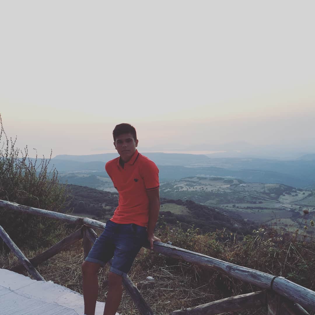 アレッサンドロ・ムルジャのインスタグラム：「Summer memories 🔥☀️🏝」