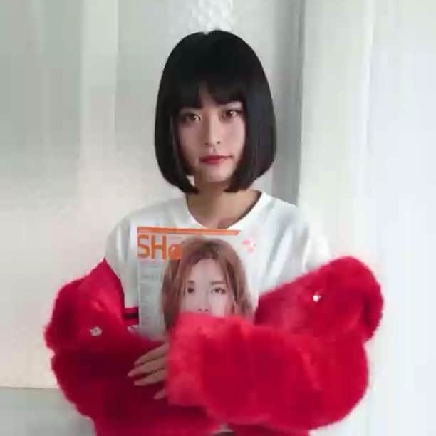 SHeのインスタグラム：「SHe 10月末発売号  SHe Vol.5 SHe Web magazine #道端アンジェリカ #横田ひかる #松本愛 #梨衣名 #前田希美 #武田静香 #杉枝真結 #藤江れいな #平木愛美 #越川由貴 #佐藤朱(AKB48team8) #行天ゆりな(AKB48team8)」