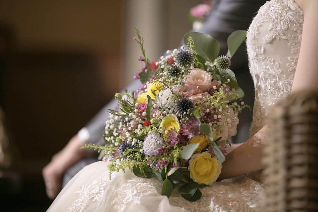 スターゲイトホテル　ウェディングさんのインスタグラム写真 - (スターゲイトホテル　ウェディングInstagram)「ㅤㅤㅤ wedding flower . 𓂃𓂃𓂃𓂃𓂃𓂃𓂃𓂃𓂃 #結婚式 #挙式 #関西花嫁 #大阪花嫁 #スターゲイトホテル  #ウェディング #式場探し #結婚式レポ #ブライダル #花嫁 #プレ花嫁 #卒花嫁 #花束 #bouquet #flower #weddingflowers #stargatehotel  #wedding  #hotelwedding  #star_hanayome #osaka #bridalphoto  #studiotvb #seaskyweddings  #りんくう結婚式場 #大阪結婚式 #ゲート花嫁 #結婚写真」9月4日 19時52分 - stargatehotel_wedding