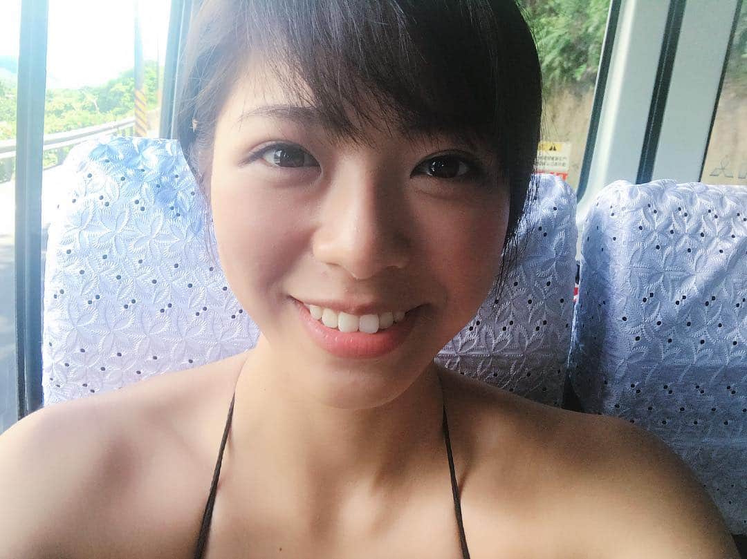 わちみなみのインスタグラム：「Liveme ライブミー というアプリのホリプロチャンネルで今週 . 🍇9/7(金）21時～ 約1時間ライブ配信します😍💕 . 視聴者の方もコメントできるので何かお話しあえたらな？と思っています💗 . 一方的に話すのもアレなので、、、話してほしい！とか、やってみてほしい！ということを教えてくれたらうれしいな💓✨ . #わちみなみ #ライブ配信 #お願い #お知らせ  #ライブミー」