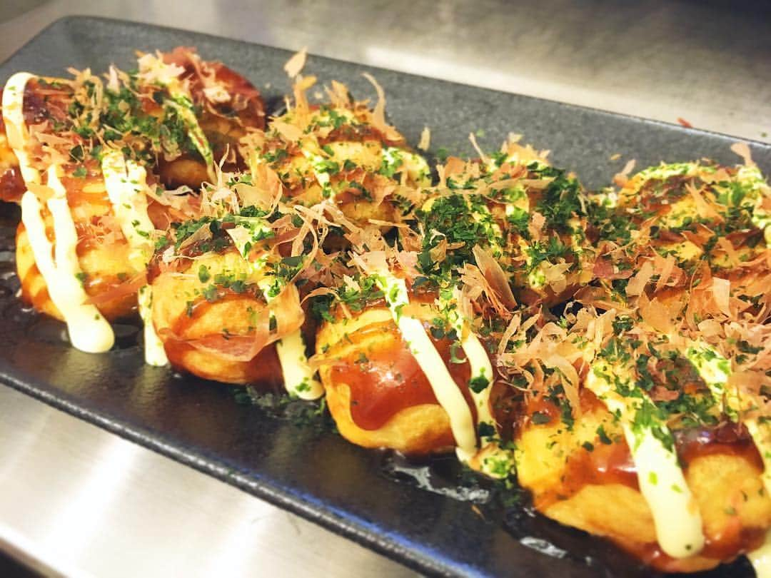 クドのインスタグラム：「昨日のYouTube LIVEで作ったたこ焼き🐙  #たこやき #たこ焼き #takoyaki  #🐙 #台風」