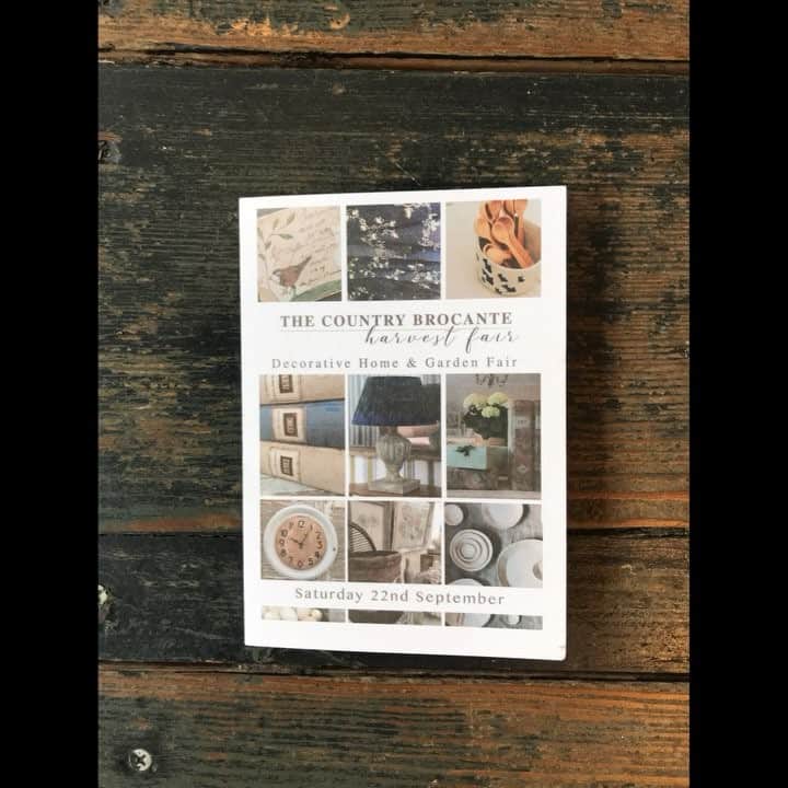 キャベジズ&ローゼズのインスタグラム：「We are so excited to return to the @thecountrybrocante 💖 We will have a plethora of new delights such as bedding, velvet fabric and our AW18 Collection oh my! So please find us @daylesfordfarm on September 22nd! #locationlocationlocation #cabbagesandroses #cabbagesandrosesfashion #cabbagesandrosesfabric #cabbagesandroseslifestyle #countrybrocantestyle @christina_strutt @cabbagesandroses_shop」