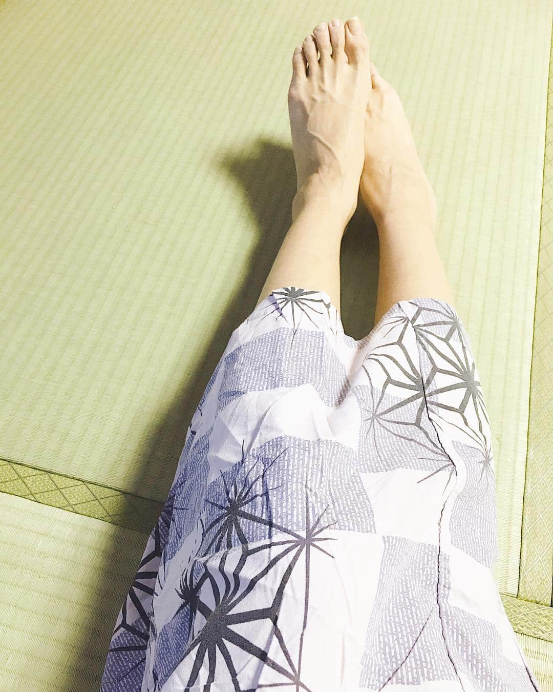 片山萌美さんのインスタグラム写真 - (片山萌美Instagram)「畳は落ち着きます...ね。  #片山萌美 #moemi #moemikatayama」9月5日 22時28分 - moet_mi
