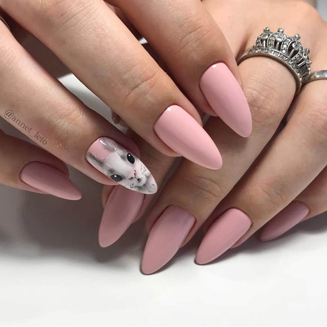 vegas_nayのインスタグラム：「💅🐰💕 @annet_leto #supercute #nails #nailart #nails」