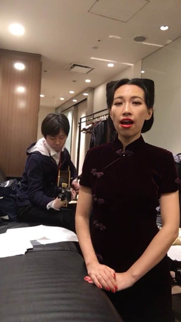 RIKAPEPEのインスタグラム：「ゆるっと不定期楽屋ライブー！」