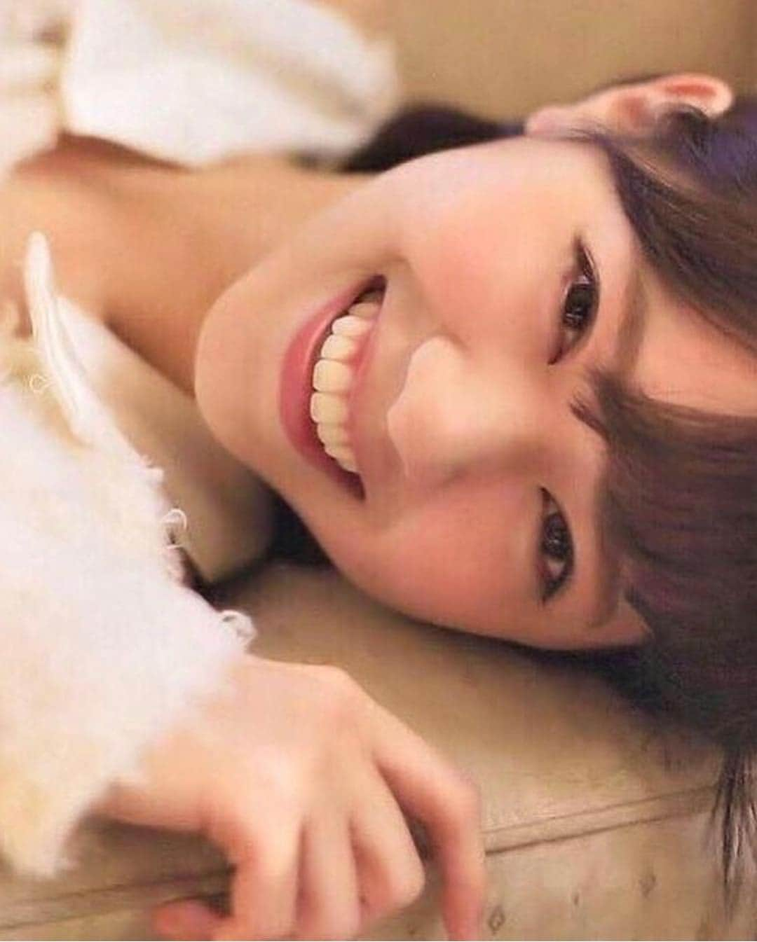 乃木坂46⊿私的写真集さんのインスタグラム写真 - (乃木坂46⊿私的写真集Instagram)「. 今日は#西野七瀬 ちゃん まさかの年内に卒業。。 何度この笑顔に惚れ直させられたことか。。 . 乃木坂が寂しくなりそうだけど、芸能界引退じゃなくてよかった . #なぁちゃん#なあちゃん#卒業 #乃木坂46#nogizaka46#アイドル#idol #乃木坂46好きな人と繋がりたい #グラビア#水着#可愛い#可愛い女の子#美女#cute#kawaii#fashion#beauty#princess」9月21日 23時05分 - 2rin4