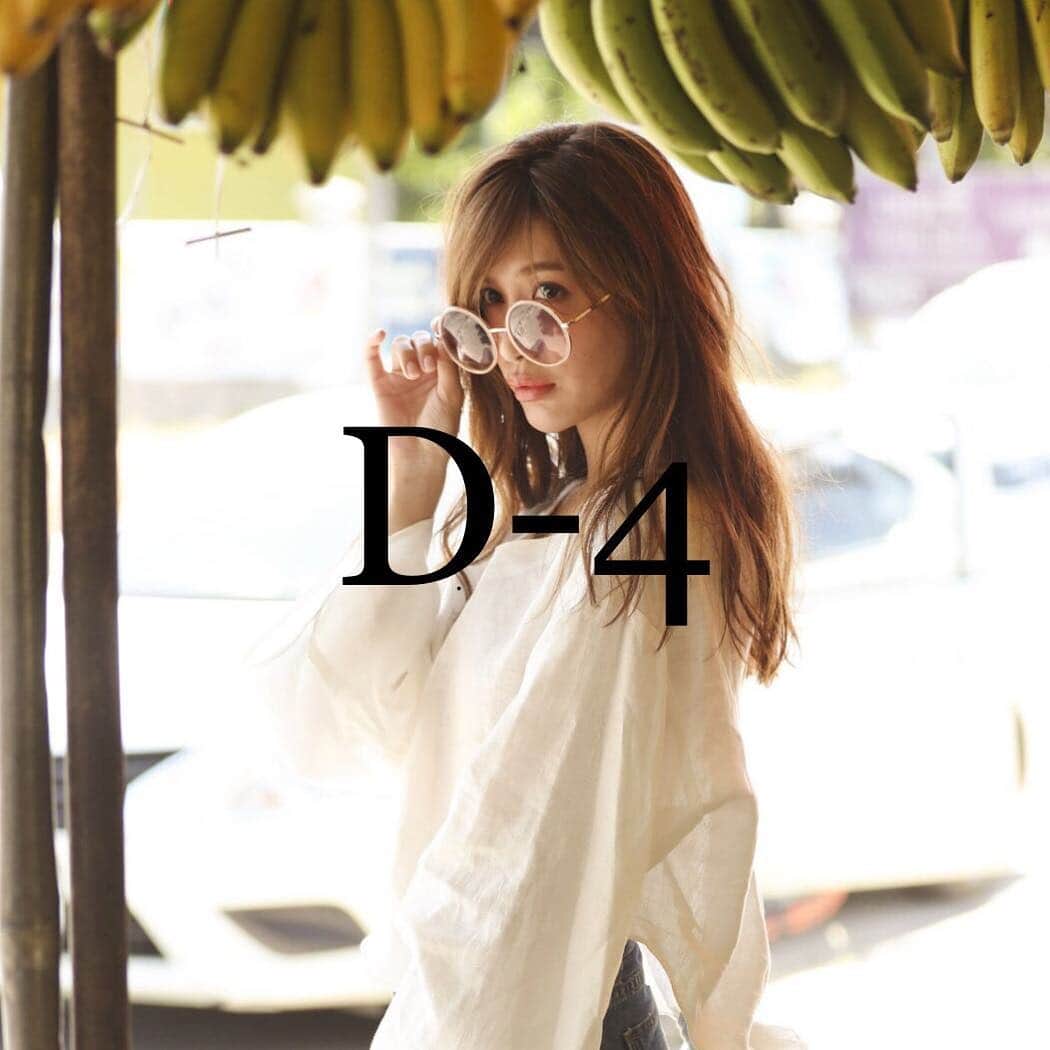 大島麻衣さんのインスタグラム写真 - (大島麻衣Instagram)「D-4 #MAIOSHIMA #Anniversaryphotobook #countdown #offshot」9月7日 13時20分 - maioshima911