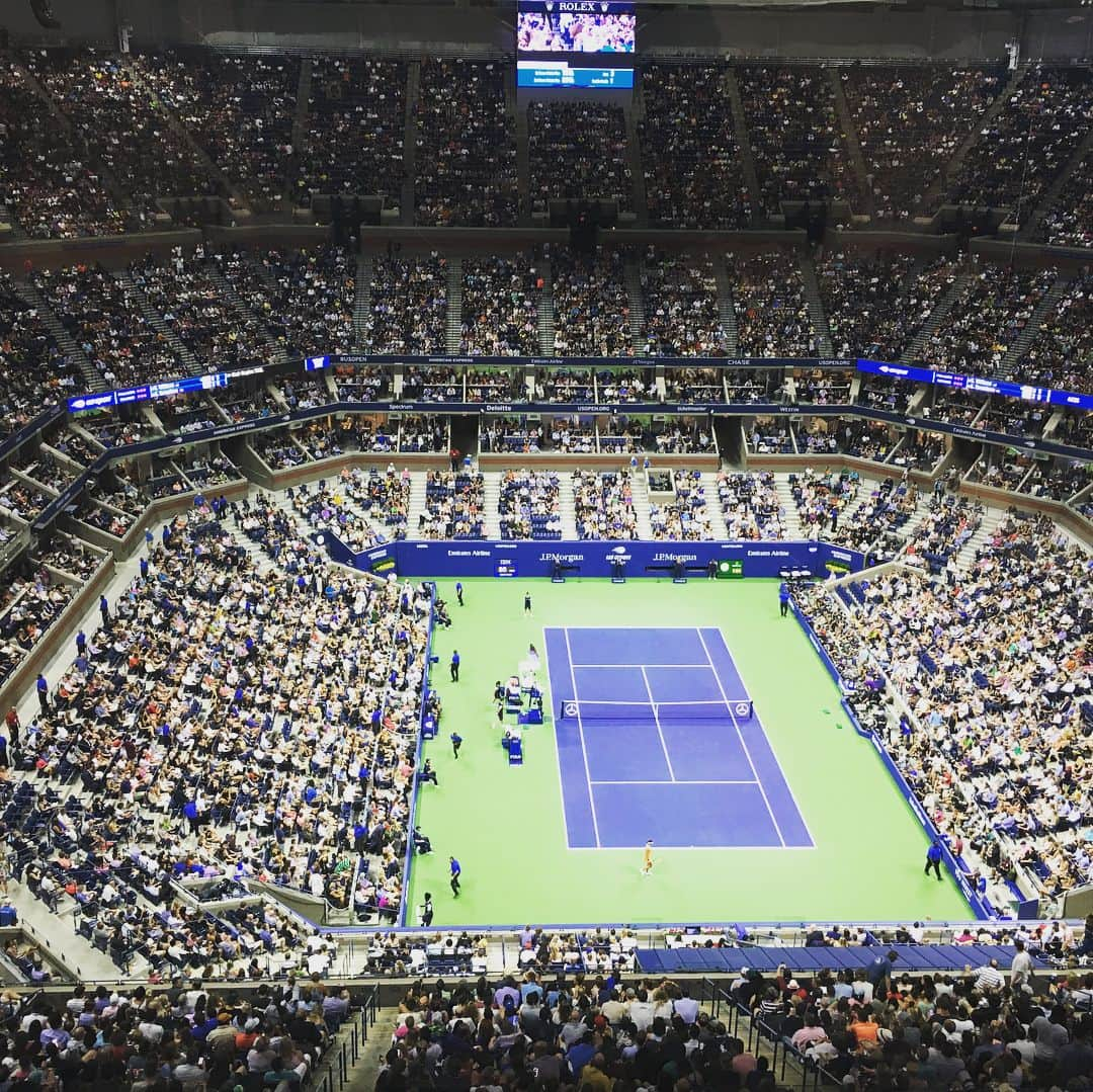 伊達公子さんのインスタグラム写真 - (伊達公子Instagram)「US OPEN 11日目 なおみちゃん決勝に進出！ 強すぎるっ。 #伊達公子 #kimikodate #tennis #tennisplayer #テニス #テニスプレイヤー #instatennis #usopen #usopen2018 #usopentennis #usopentennis2018 #全米オープンテニス #全米オープンテニス2018 #ny #nyc #ニューヨーク #wowow #wowowtennis #決勝進出 #finals #大阪なおみ #naomiosaka #」9月7日 14時56分 - kimiko.date