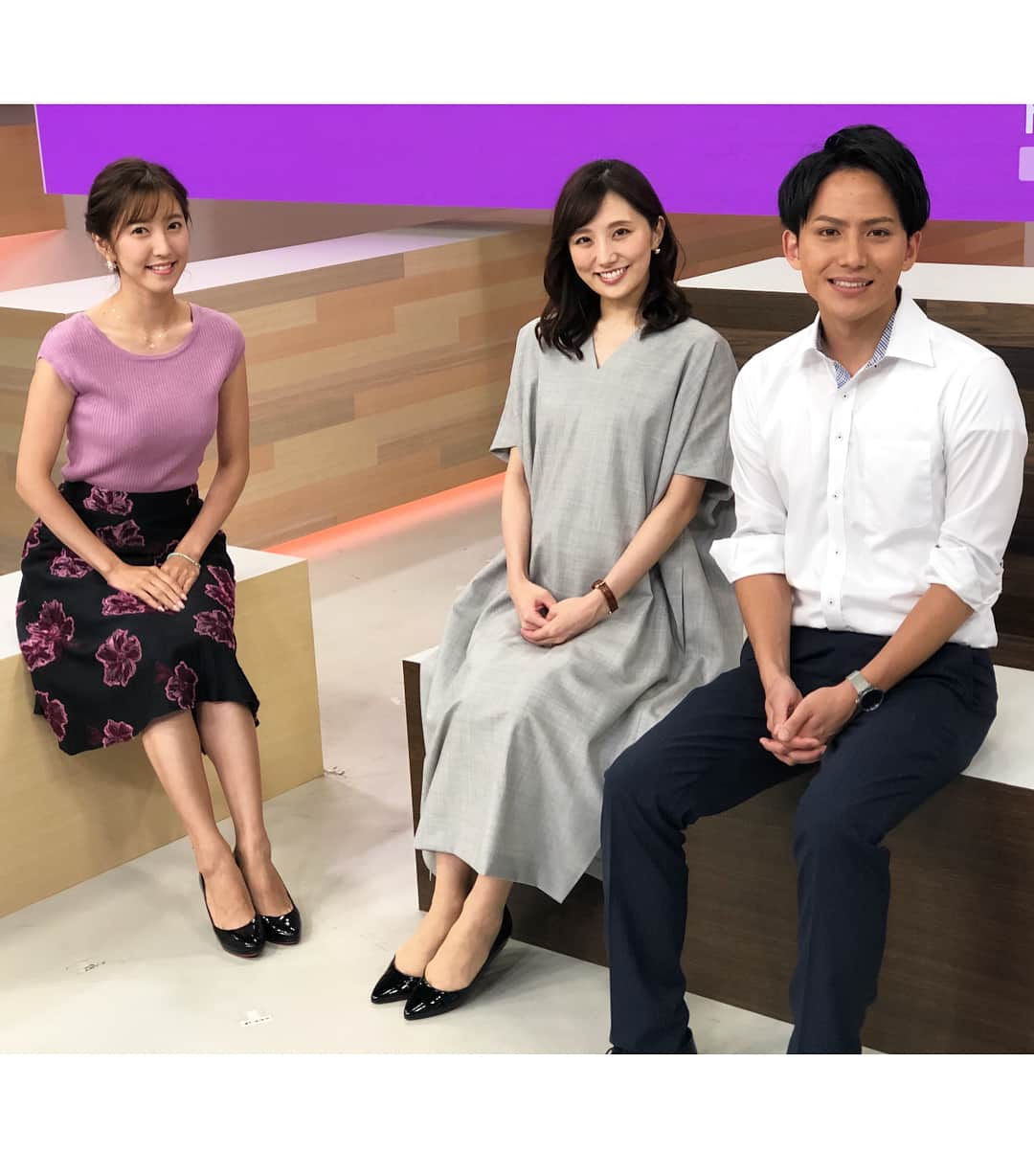 フジテレビ「THE NEWS α」さんのインスタグラム写真 - (フジテレビ「THE NEWS α」Instagram)「今日は小澤アナウンサーがスポーツを担当します🎾⛸⚾️⛳️ この３人は初めて！！ 衣装はゆったりとしたワンピースです。形が少し変わっています。広げてみました！ 衣装→#ENFOLD  #全米オープン #ワンピース#マタニティ#ぬりかべ風 #primenewsα#フジテレビ#fujitv#ニュース#椿原慶子#松村未央#内野泰輔#鈴木唯#安宅晃樹#小澤陽子」9月7日 23時59分 - news_alpha