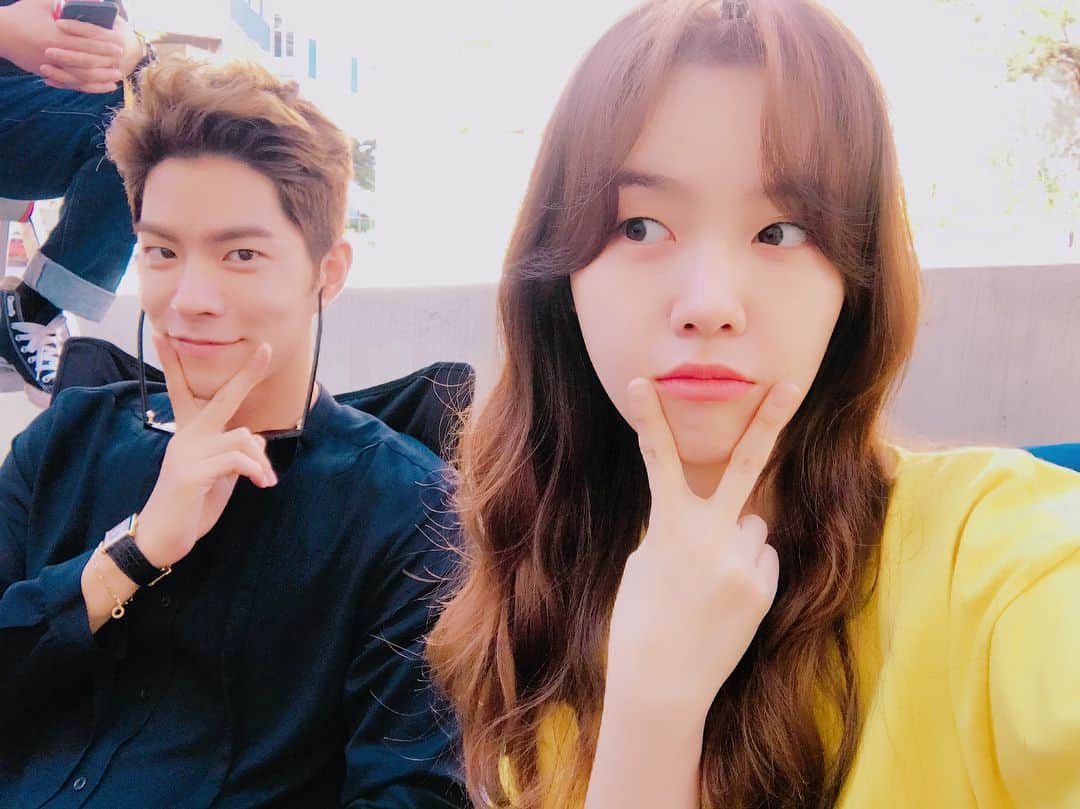 ホン・ジョンヒョンのインスタグラム：「왕준😎다다🤩 #절대그이 #영구는촬영중」