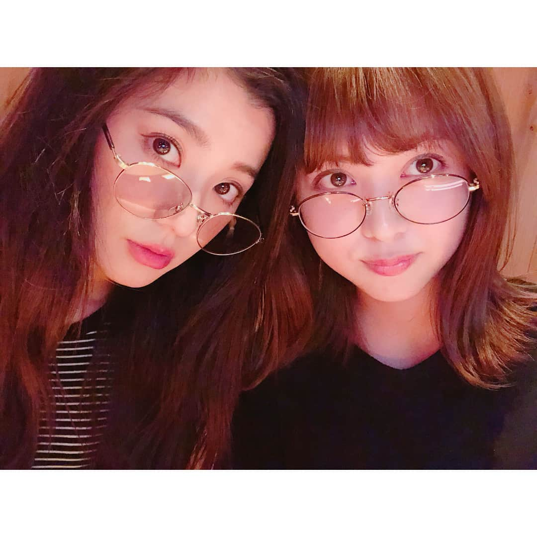 松元絵里花さんのインスタグラム写真 - (松元絵里花Instagram)「* 大好きなおねえちゃん♡ この間また会えた♡ 私の大切な人♡ この日食べた料理が全部美味しくて 2人して口にする度に「うん！！美味しい！！」 って感激してた☺︎ #朝比奈彩#松元絵里花 #姉的存在って事ね♡（笑）」9月8日 9時54分 - matsumoto_erika