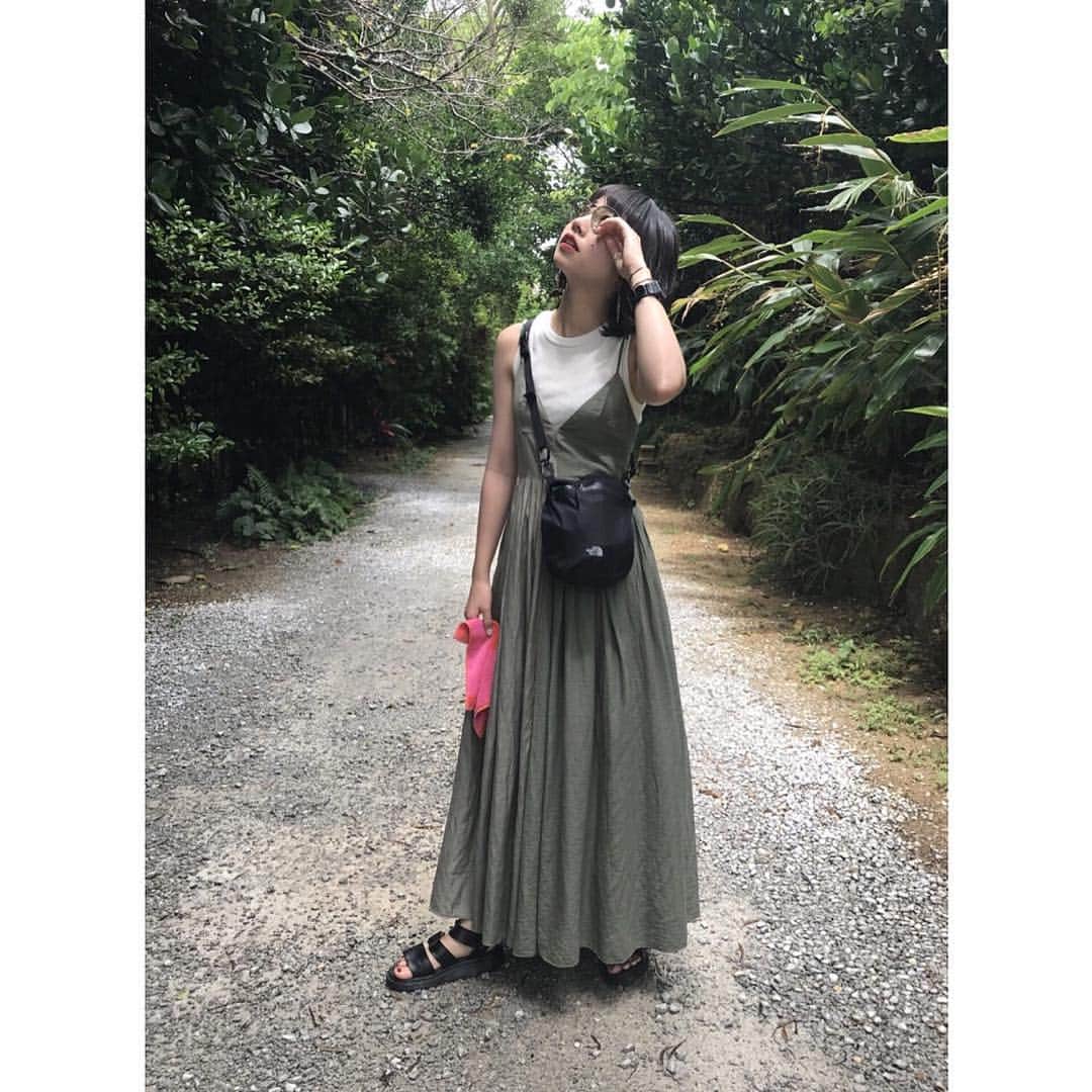 高岡未來さんのインスタグラム写真 - (高岡未來Instagram)「もう夏がおわっちゃう🍃🍃 #ショートヘア #マリメッコ」9月8日 23時26分 - mikutakaoka