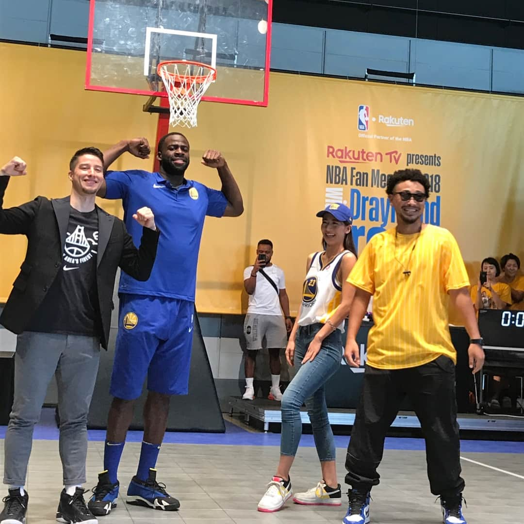 宮河マヤさんのインスタグラム写真 - (宮河マヤInstagram)「Draymond Greenのファンミーティングが無事に終了しました！バスケを始めたきっかけや、安定したメンタルとフィジカルを保つ方法、オールラウンドプレイヤーになる為の秘訣などたくさんの貴重なお話をお聞きする事が出来ました！﻿ ﻿ とにかくA5ランクの和牛が大好きなドレイモンド選手。お寿司などの和食も好きだそうで、何だかとっても嬉しい！🇯🇵 再来週からキャンプもはじまるそうで、来月のnew seasonに向けての準備が着々とstart💪Cant wait for next season to start! Thank you so much to @money23green for sharing your insight! #draymondgreen #rakutennba32 #dubnation #バスケ #nba」9月8日 22時29分 - maya_m0901