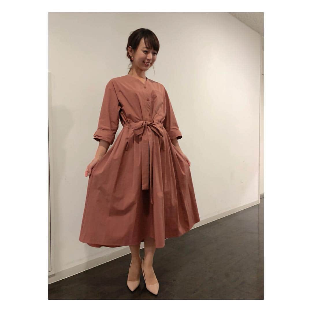 伊藤舞さんのインスタグラム写真 伊藤舞instagram 昨夜の 津上さん家 ご覧いただき ありがとうございました 衣装 Onepiece Doudou Earring Osewaya 頑張るキミに花束を 津上さん家 完結 来週は ゆかりさん家 よろしくお願いします 9月