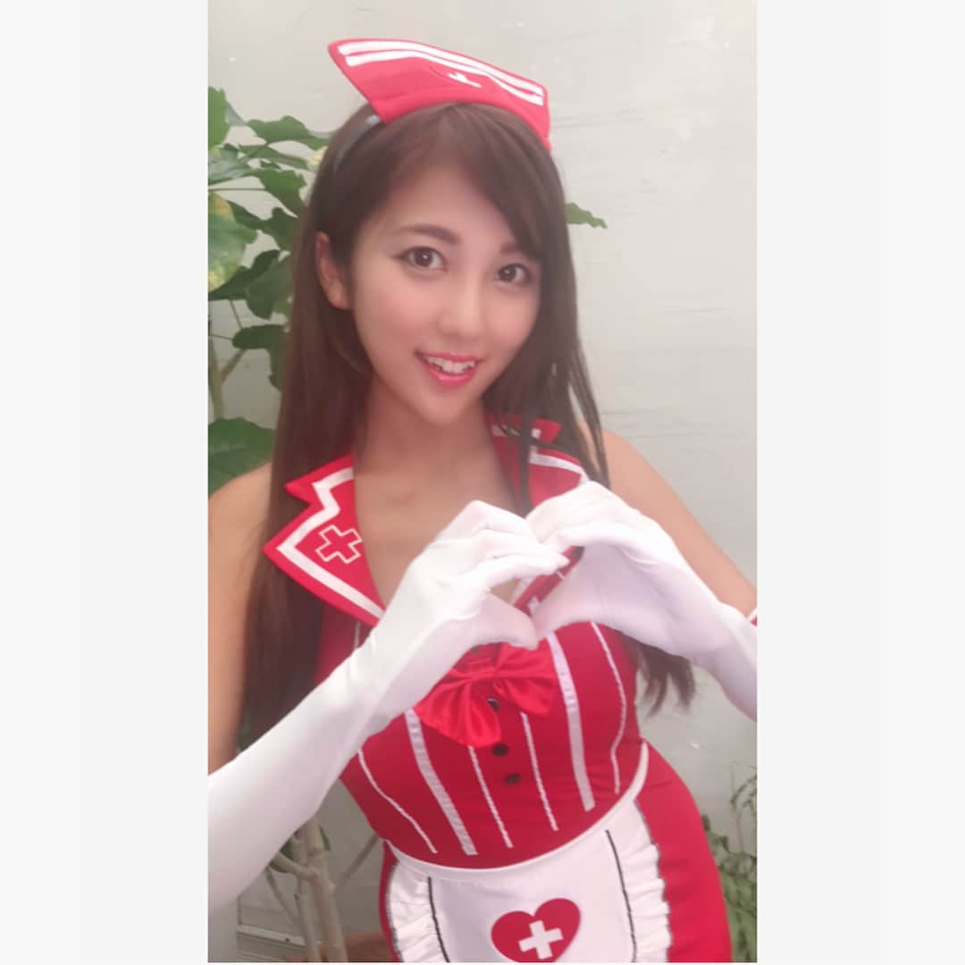 神谷麻美さんのインスタグラム写真 - (神谷麻美Instagram)「#ハロウィン 🎃👻🍭🍬💜早めの💕 #ナース ♥️💖💕」9月8日 16時38分 - asamice428
