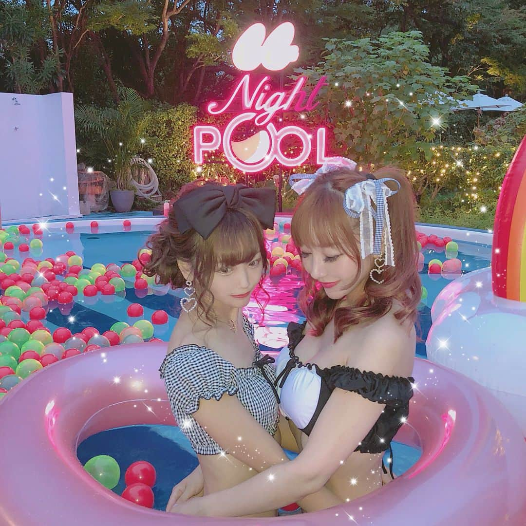 さきぼんさんのインスタグラム写真 - (さきぼんInstagram)「ボールプールかわいい(｡･ω･｡) . . #cancamナイトプール  #cancamnightpool #東京プリンスホテルガーデンプール  #東京プリンスホテル #ナイトプール #pink #cute #水着 #l4l #summer #nightpool #pool  #さきぼんsummer #さきぼん水着」9月8日 17時54分 - sakibon69