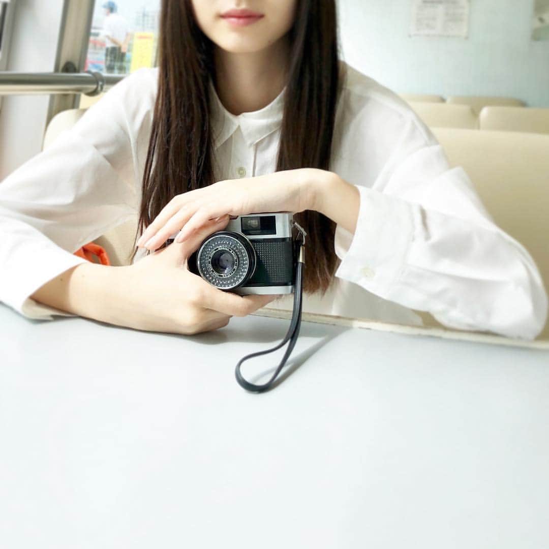 岡本夏美さんのインスタグラム写真 - (岡本夏美Instagram)「最近 フィルムカメラは OLYMPUS TRIP35 を 使っています #フィルムカメラ」9月8日 19時01分 - okamoto_natsumi