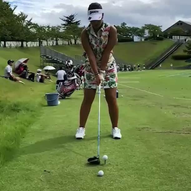 派手なゴルフウェアのinstagram 派手なゴルフウェアインスタグラム ハッシュタグ