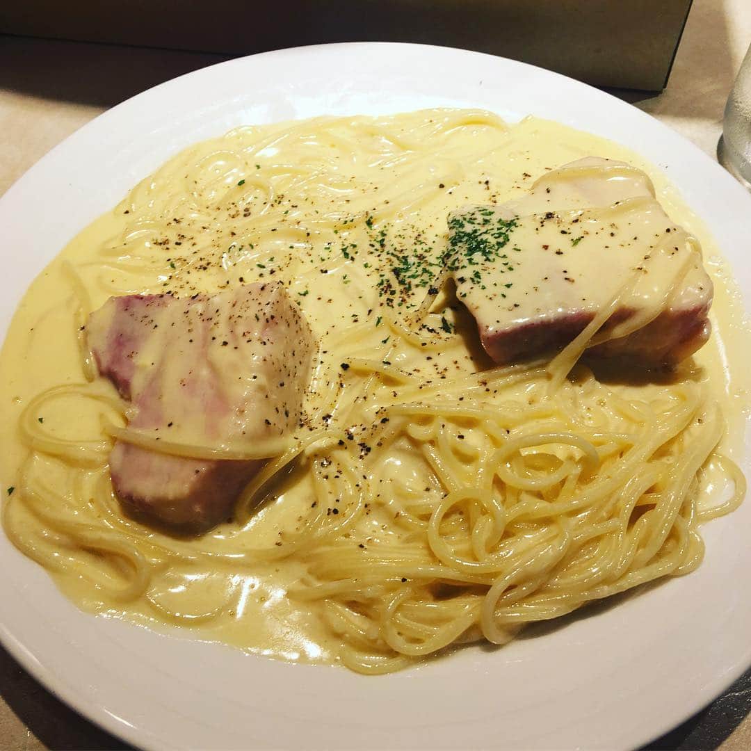 金巻ともこのグルメインスタ