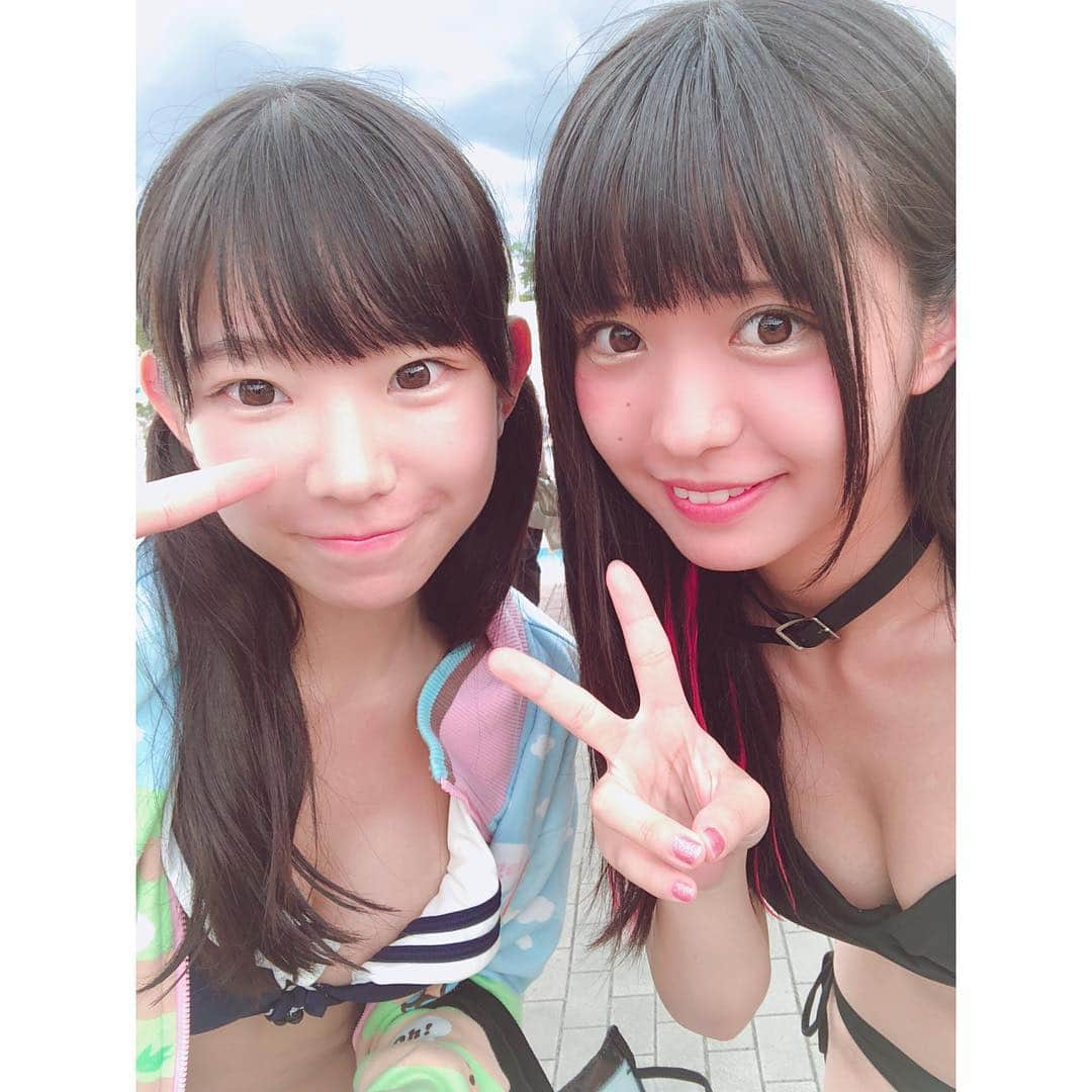 朝倉ゆりさんのインスタグラム写真 - (朝倉ゆりInstagram)「長澤茉里奈さん❤️まりちゅうさんと❤️ #近代麻雀水着祭 にて 念願の！長澤茉里奈さんと お写真撮っていただきました（；＿；）❤️ 勇気出して声掛けてよかった（；＿；）❤️ まりちゅうさんとても優しくて 可愛くてもう完璧すぎる方でした✨ またご一緒できますように、、、！❤️ #まりちゅう さん #まりちゅうに夢中 #可愛い #可愛すぎる #ロリ巨乳 #最高 #です #그라비아 #아이돌 #모델 #扎心了」9月10日 14時13分 - eb_loverinko