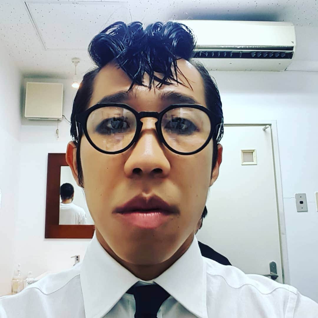 ひょっこりはんさんのインスタグラム写真 ひょっこりはんinstagram 矢っ歩ー 凸班打夜 やっほー ひょっこりはんだよ 女性セブンで変身 リーゼントひょっこりはん かっこよく変身するっていうコンセプトだったんだけど 仕上がりみたら 予想の遥か斜め