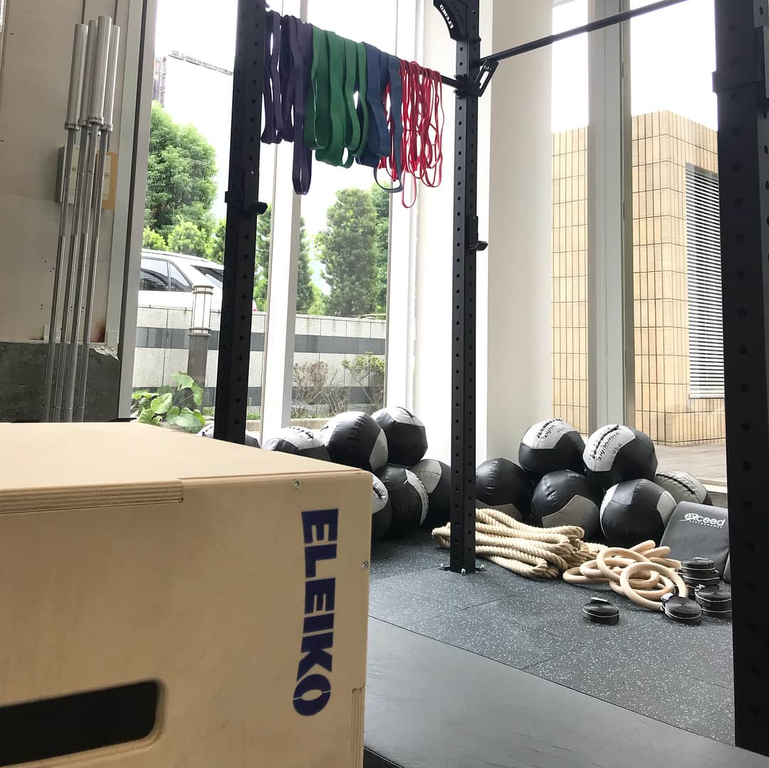 松田丈志さんのインスタグラム写真 - (松田丈志Instagram)「プレオープンまであと3日🏋️‍♂️ @crossfitminatomirai  随時体験は受け付けてますので、HPでスケジュール確認して、infoにメールして下さいね✌️ https://crossfitminatomirai.com  明日は朝「スッキリ」の生放送2時間半、 午後はニッポン放送の「レオなるど」生放送3時間とあります👍 初ラジオパーソナリティー楽しみです📣」9月11日 21時32分 - tkc001