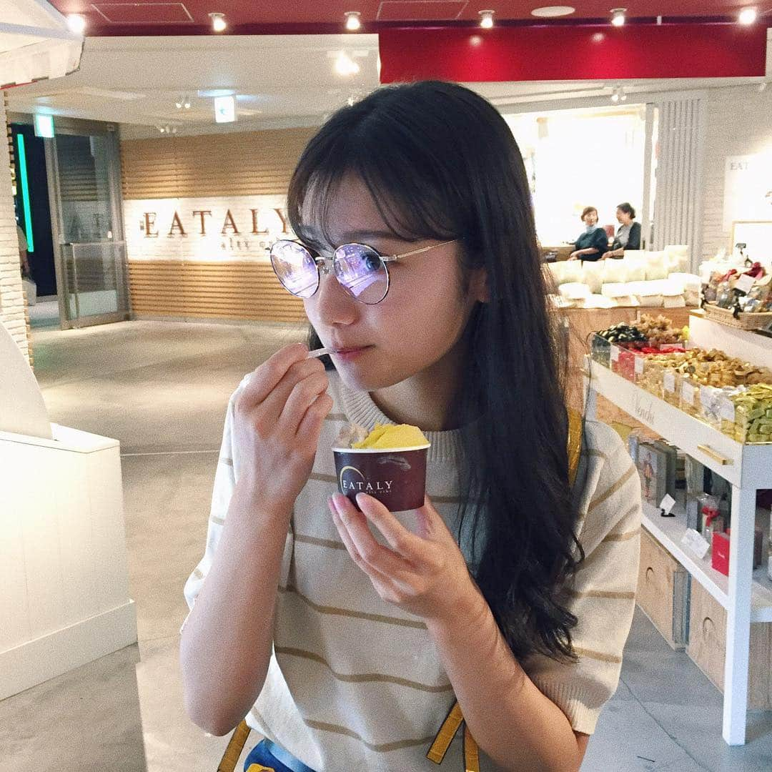 齊藤英里さんのインスタグラム写真 - (齊藤英里Instagram)「至福🍨 めがねが似合うようになりたいなあ」9月11日 22時18分 - erisaito.official