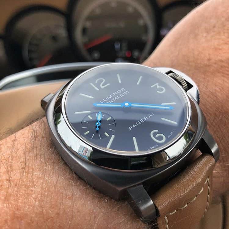 パネライのインスタグラム：「Probably on if my top when it comes to Luminor pieces.  The #Panerai #PAM172 44mm Tantalium cased beauty with this amazing blue hands.  One day! Pic by @_queuecumber_ #paneraicentral」
