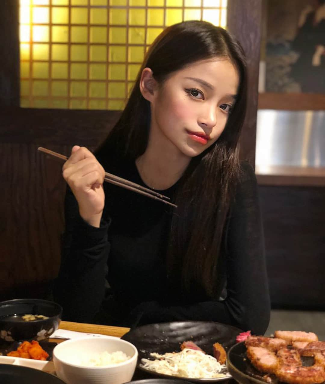 カン・ギョンミンさんのインスタグラム写真 - (カン・ギョンミンInstagram)「오랜만에 규카츠 ,,🥩(˃̶᷄‧̫ ˂̶᷅๑ )♥️」9月11日 23時14分 - kkmmmkk