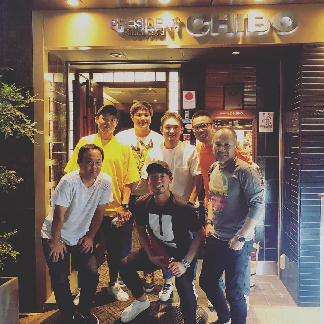 藤井淳志さんのインスタグラム写真 - (藤井淳志Instagram)「外野手会！！！ 残り14試合頑張ろう外野手！！！ #藤井淳志#中日ドラゴンズ#外野手会#長嶋清幸#波留敏夫#工藤隆人#大島洋平#平田良介#永田トレーナー」9月12日 3時24分 - atsushi.fj4