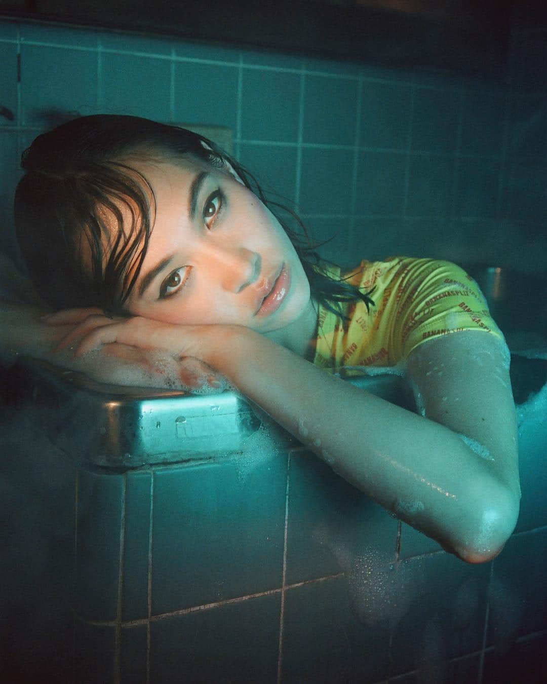 水原希子 さんのインスタグラム写真 - (水原希子 Instagram)「🍌New @interviewmag 💦 Photographed by @petrafcollins 🐹💕 Hair & Make up by @rieshiraishi1220 🐯❣️ Wearing my favorite!! @adamselman 🍒💕 Thank you and congratulations!!@melzy917 🙏🏻❤️」9月12日 13時12分 - i_am_kiko