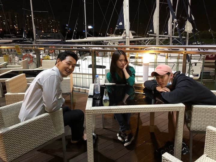 クォン・スヒョンさんのインスタグラム写真 - (クォン・スヒョンInstagram)「촬영 없는 날 현장가서 놀기 1  #하늘에서내리는1억개의별」9月13日 14時16分 - hsu_hyun