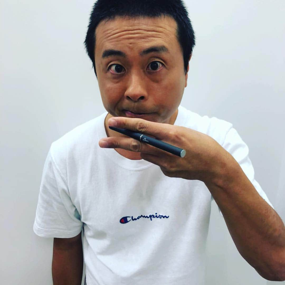 河本準一さんのインスタグラム写真 - (河本準一Instagram)「#お前に吸わせるタバコはこれ!  #プルームテック  #加熱式タバコ  #タンメン  #インスタ映えするなぁ  以上タンメン坊主でした(^^)」9月13日 13時13分 - junichi_komoto0407