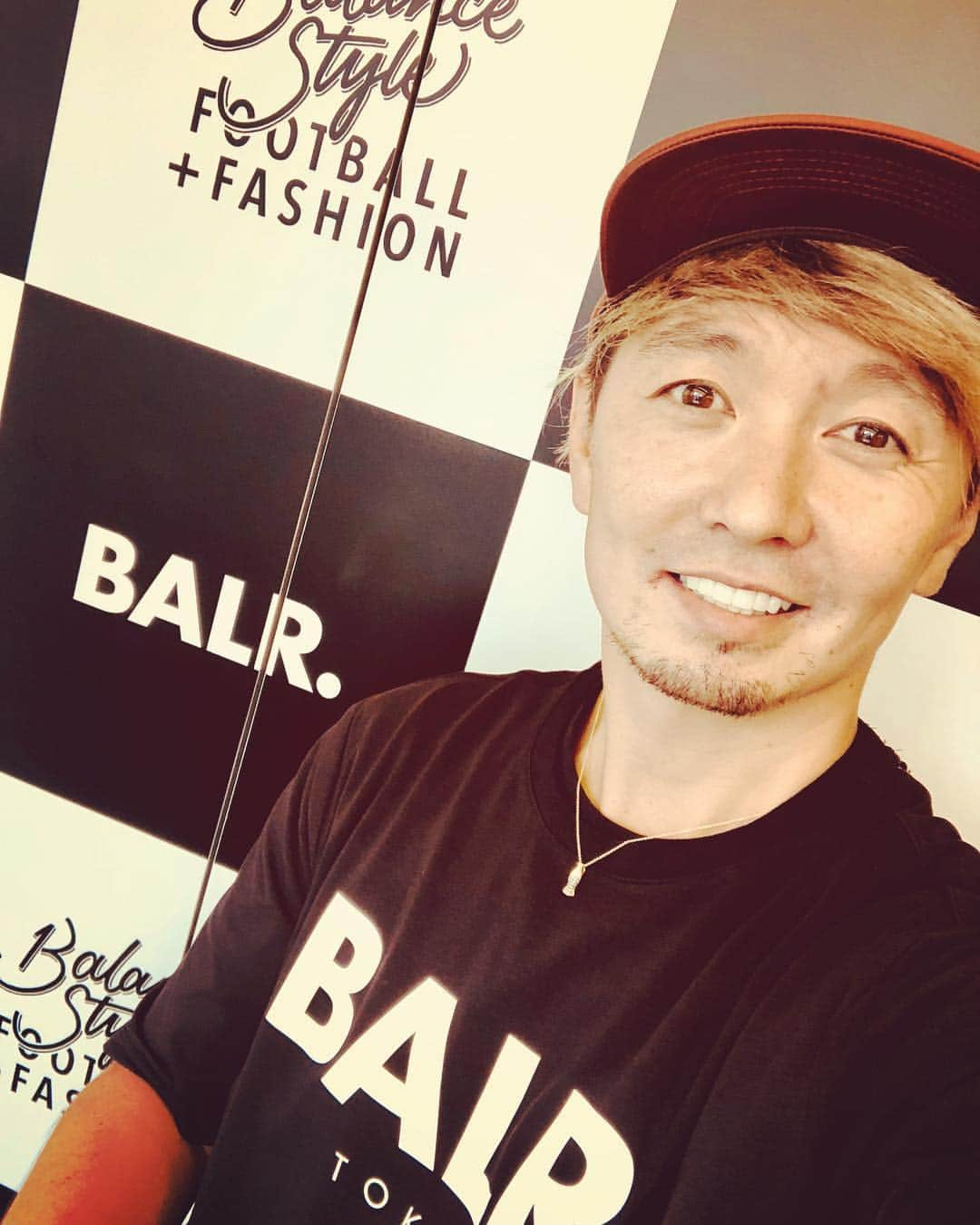 SHOCK EYEさんのインスタグラム写真 - (SHOCK EYEInstagram)「昔から仲の良い友達のお店がリニューアルオープンってことで遊びに行ってきたよー めちゃくちゃ可愛いお店でステキな服いっぱいあったよ(^^) 改めておめでとう㊗️🎉🎊 #balancestyle #balr」9月13日 16時23分 - shockeye_official