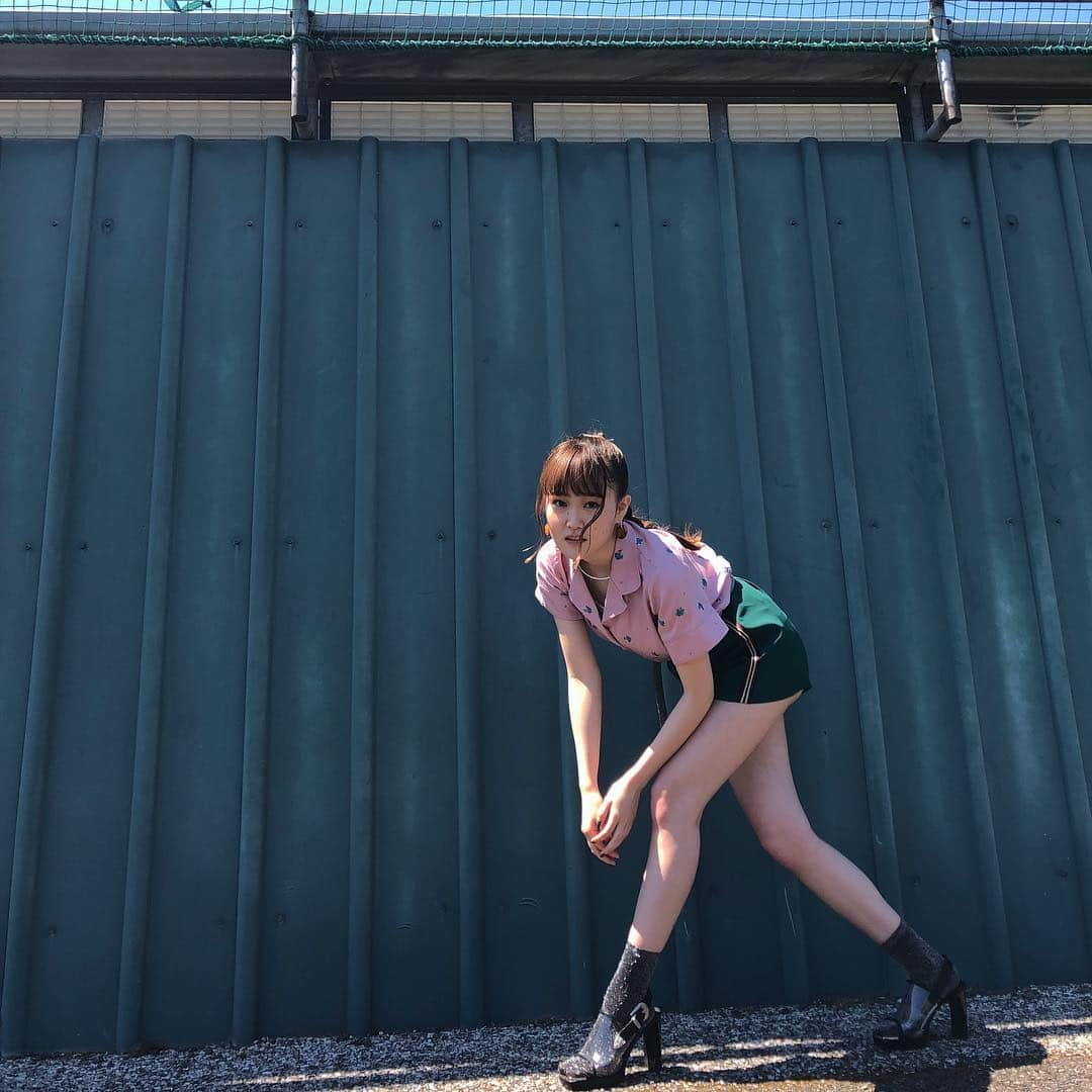 芹奈（長谷川芹奈）のインスタグラム：「🍑...♡」