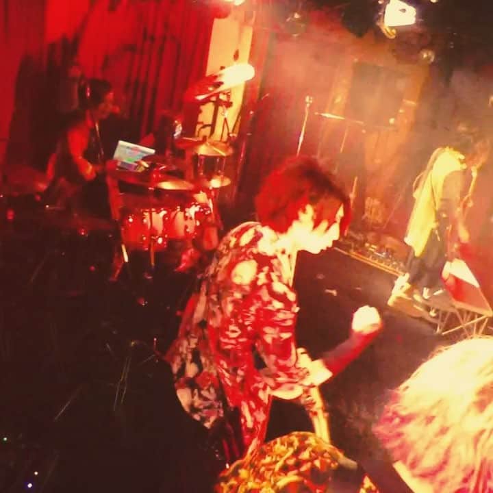 ハク のインスタグラム：「沖縄1日目  ubique 💪🏿 #強くてNEWGANE #沖縄 #ubique #竹之内」